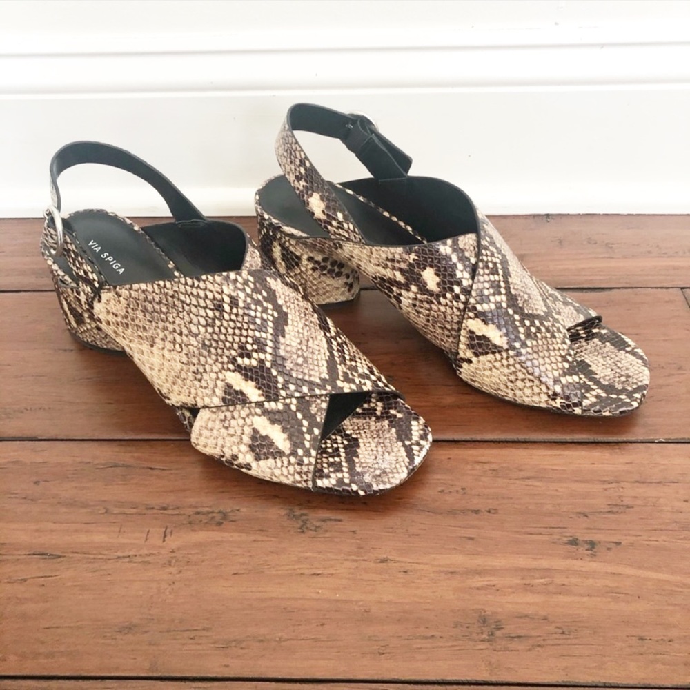 Via Spiga Lila Snakeskin Heels Size 11. 3 inch heel 
3inch heel